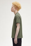 Fred perry TWIN TIPPED T-SHIRT M1588 M68 W49 Lrlwrgreen/Ngren